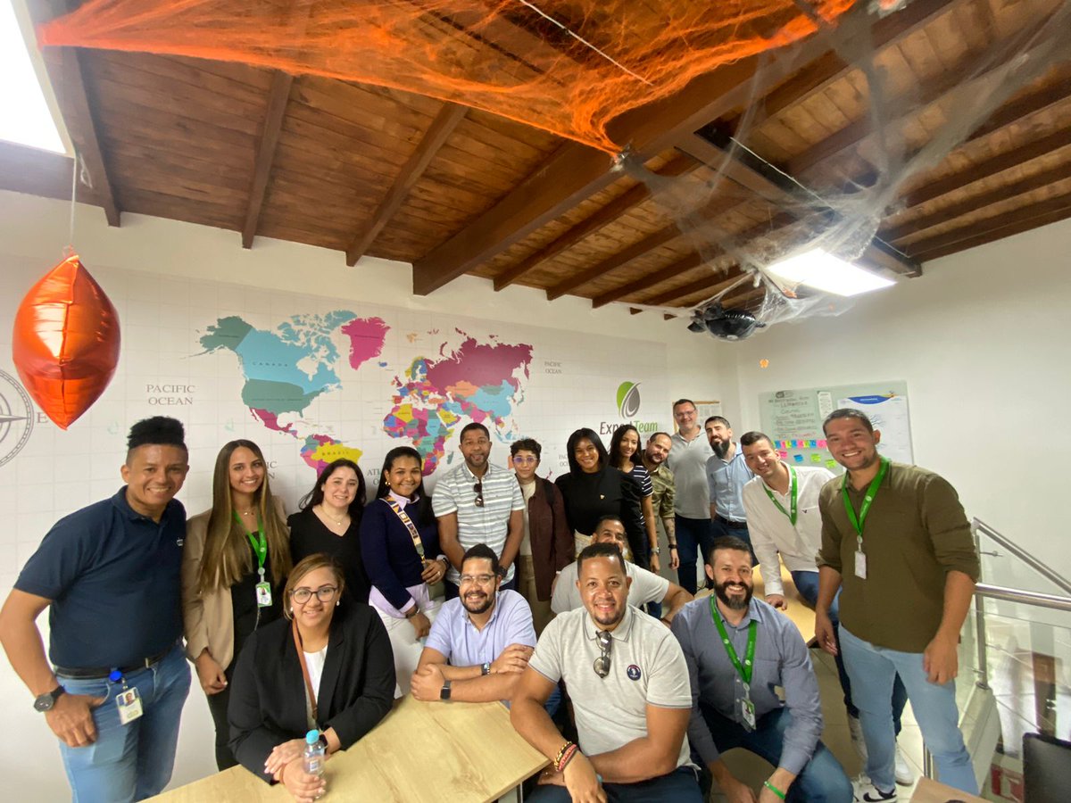 mesuarez78's tweet photo. Segunda etapa de la iniciativa @ADELANTE_UE_ALC coordinada por @INTIargentina ejecutada en el @cta_co para fortalecer conocimiento y capacitar asesores del @MIC_RD. Gran proyecto para construir redes de aprendizaje. 
#ODS9 #ODS8 #CooperacionTriangular
@Leitat @CooperacionArg https://t.co/JuwxEuMmHD