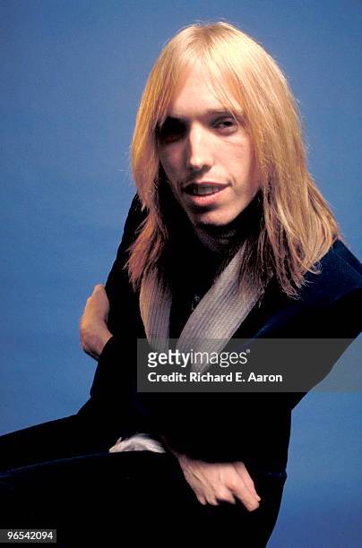 barbaravitali2's tweet image. Remembering #TomPetty October 20,1950_October 2,2017 (Age 66) #TomPettyAndTheHeartbreakers #ThePostman #Rock