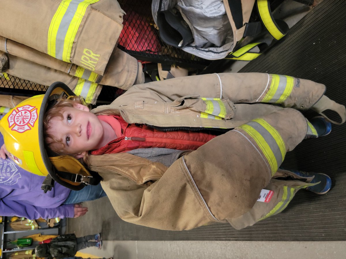 PPMissJenn's tweet photo. Thank you to Annapolis Royal Fire Dept and Firefighter Zach for the BEST visit to the fire Hall ever.  We even timed him, 21 seconds to get his gear on..we are gonna try and beat his time next week.
@champlain_elem 
#nspreprimary https://t.co/xCjxtqDXXx
