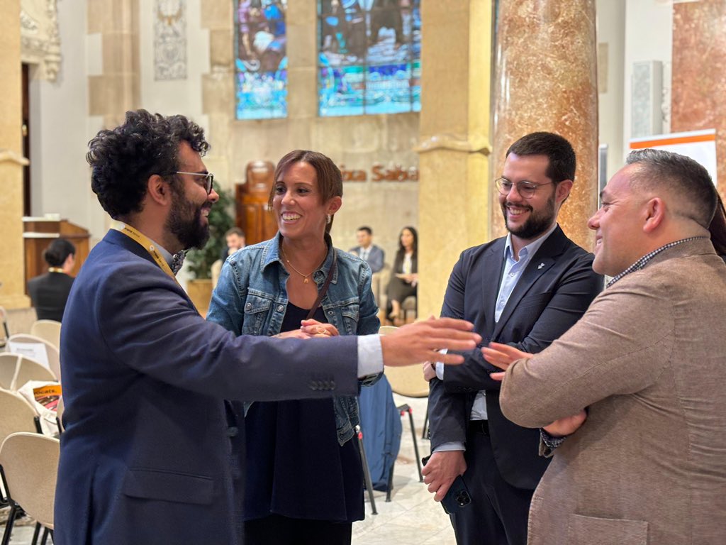 ⚖️ A #Sabadell acollim aquest cap de setmana el XIII Congrés de la <a href="/JoveAdvocacia/">JAC- Jove Advocacia de Catalunya</a> de Catalunya. I aquesta tarda els hi he pogut donar la benvinguda a la nostra ciutat.