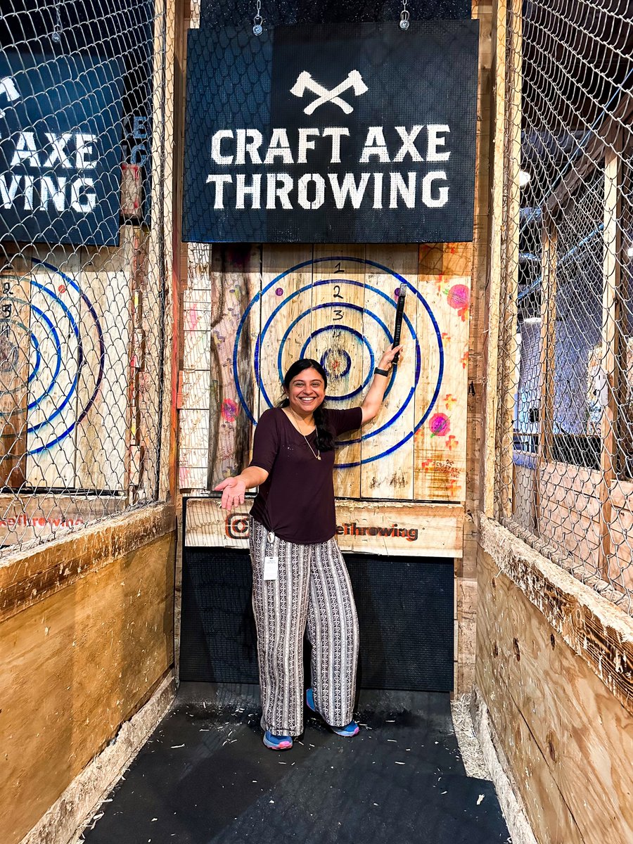 craft__axe's tweet photo. She wasn't afraid to show off her strength; perfect aim with every throw! 🪓❤️ #axethrowing #fun #bullseye https://t.co/UV1KAYfMsl