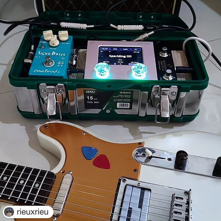 Musicpsych1's tweet photo. Less is more they say. Love this little board. 

#Repost @rieuxrieu on instagram with @get.repost
・・・
Less is enough
#HotoneAmperoMini #cmatmodssignadrive #toolboxpedalboard https://t.co/KJKXHP0gJn
