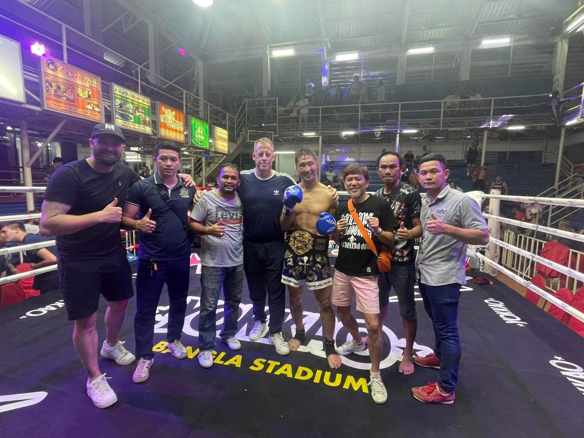lailapsgym's tweet photo. 4Rに左縦ヒジで倒して
 TKO勝ちでした。
いやー危なかった。 https://t.co/E9NWuYWXB4