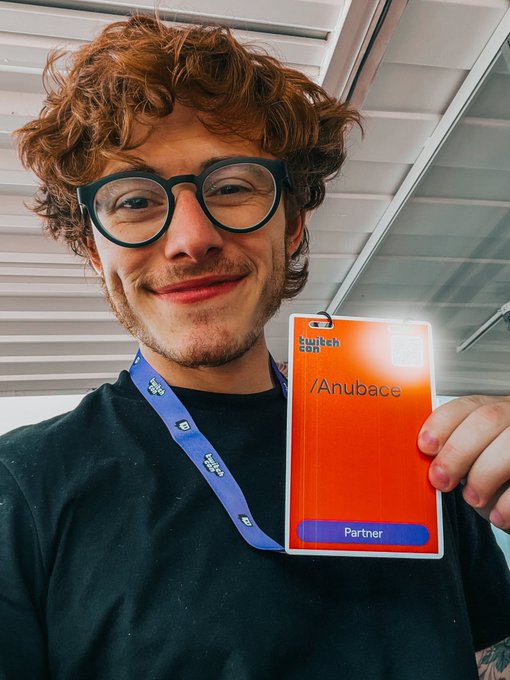 First time being partnered at twitchcon! I’m so proud and happy! https://t.co/8TQWSDvmPV