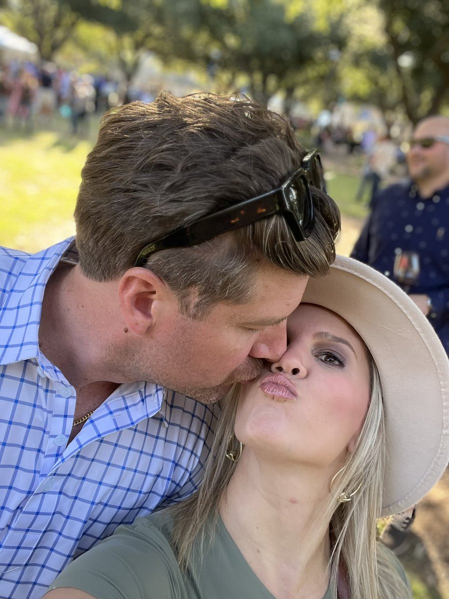 Crystal Mills “Aunt KiKi” tweet media