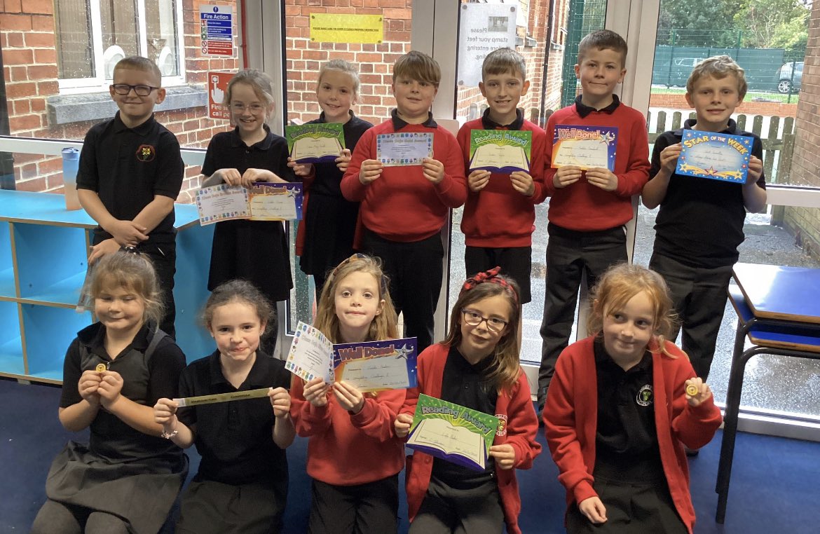 GosbertonAcad's tweet photo. Our KS2 winners from Celebration Assembly today! #HavingFun #DoingTheirThing #CelebrateOurSuccesses #AlwaysLearning https://t.co/3Dcbe8bzId