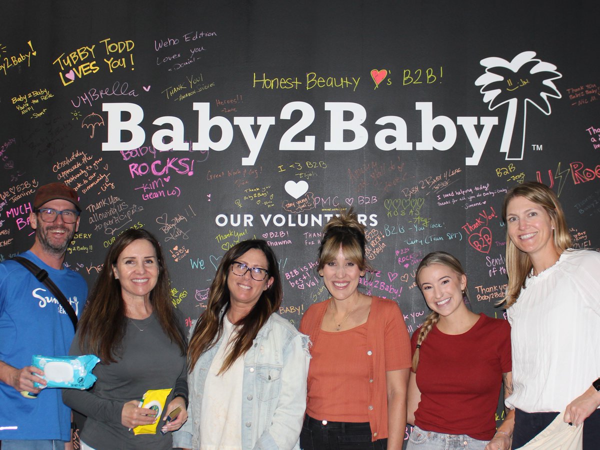 Our Women's #EmployeeResourceGroup coordinated a volunteer event with <a href="/baby2baby/">Baby2Baby</a>.

Employees from Hudson Pacific, Sunset Studios and <a href="/QuixoteStudios/">Quixote Studios</a> came together to #volunteer their time, sorting and packing supplies that will be distributed to help new mothers in need.
