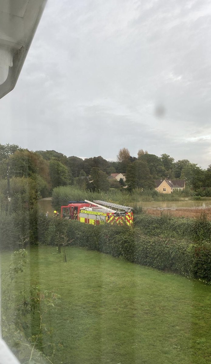 Andrew Reed (@areed57) on Twitter photo Brilliant work by <a href="/SuffolkFire/">Suffolk Fire & Rescue Service</a> clearing up floods outside our house and many more. They’ve been going since 10 this morning and a long night ahead. We’re among the lucky ones - thoughts with those who’ve suffered much worse than us Brilliant work by <a href="/SuffolkFire/">Suffolk Fire & Rescue Service</a> clearing up floods outside our house and many more. They’ve been going since 10 this morning and a long night ahead. We’re among the lucky ones - thoughts with those who’ve suffered much worse than us