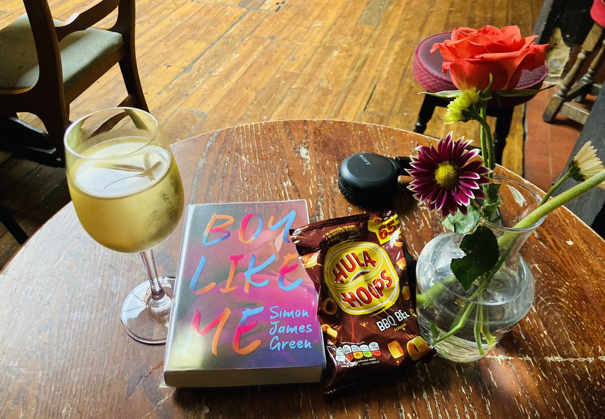 booksandwine76's tweet photo. When Jamie sees scrawled margin notes in a secretive forbidden book he realises he’s not alone in his nascent queer thoughts. A funny delight from the brilliant @simonjamesgreen which champions the power of books with a nod to darker times for the LGBTQ+ community #BoyLikeMe https://t.co/LXOxoDoakI