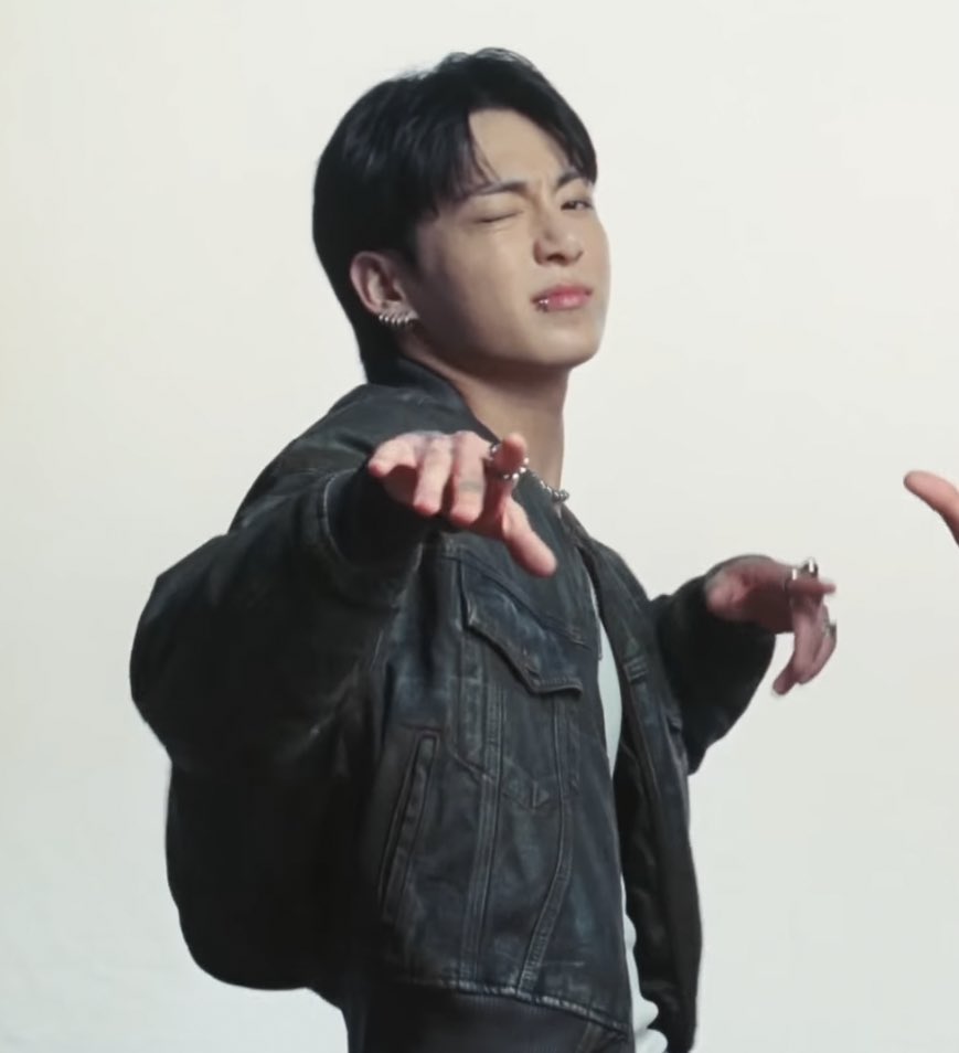 Black Zip Up Casual Jacket | Jungkook - BTS - Fashion Chingu