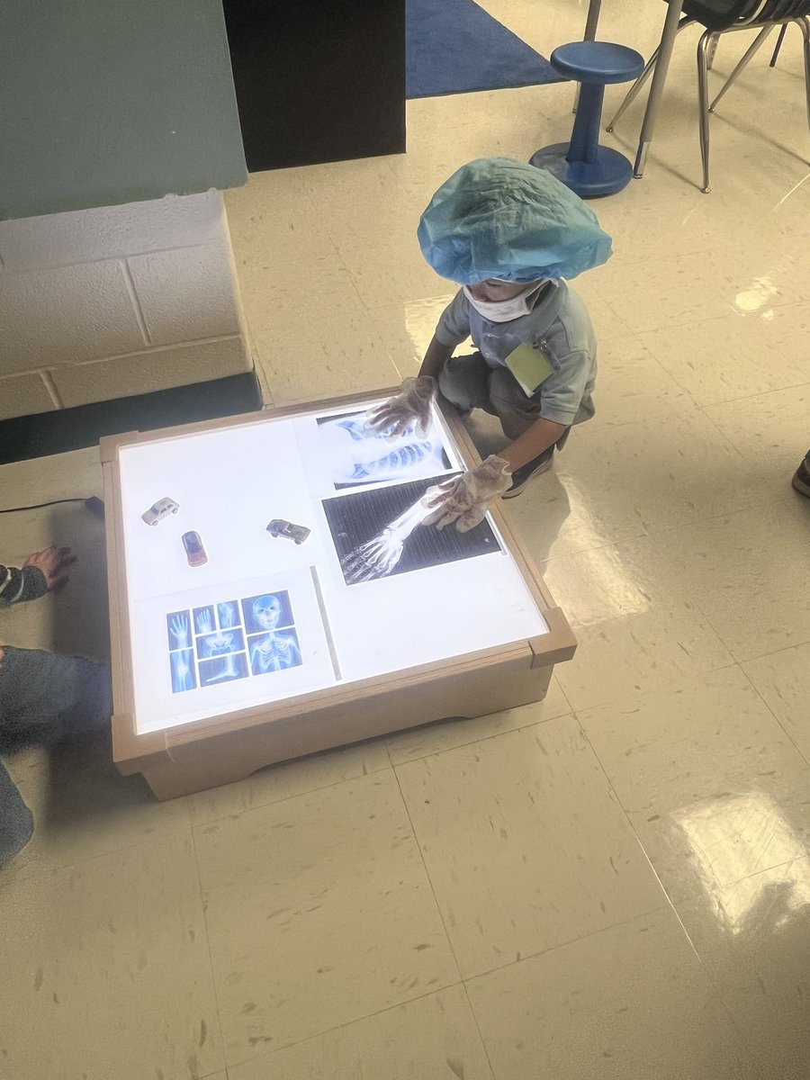 Dchap431's tweet photo. Kindergarten learning about tools used in the career of health.  I was pleasantly surprised how much the kids already knew! Some want to be doctors when they grow up!! https://t.co/7u9dyI8mZP