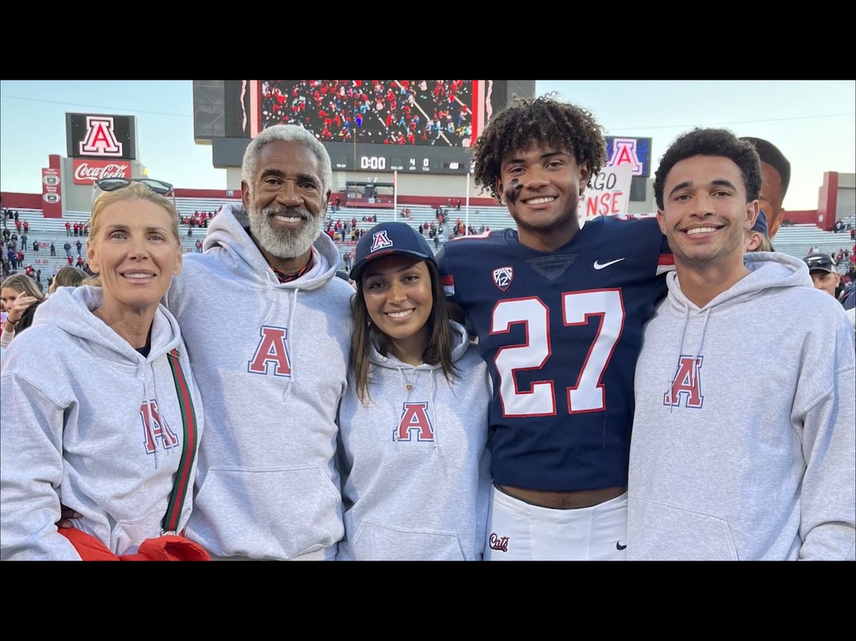 DHunn's tweet image. instagram.com/stories/hunley…