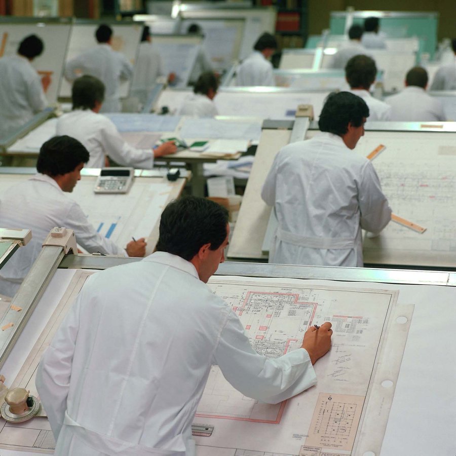 TheDaubs_'s tweet photo. Life before the invention of AutoCAD https://t.co/ga8yCJiOTw