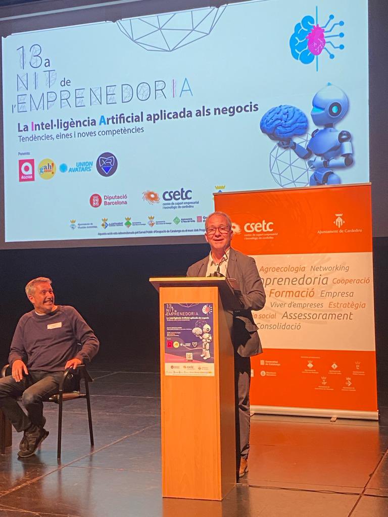 csetc's tweet image. Josep Quesada alcalde de @ajcardedeu realitza la cloenda de la 13 Nit de l’Emprenedoria destacant els beneficis que pot aportar la intel•ligència artificial en la gestió de l’Administració Pública. 
#csetc #13nitemprenedoria #cardedeu #emprendoria