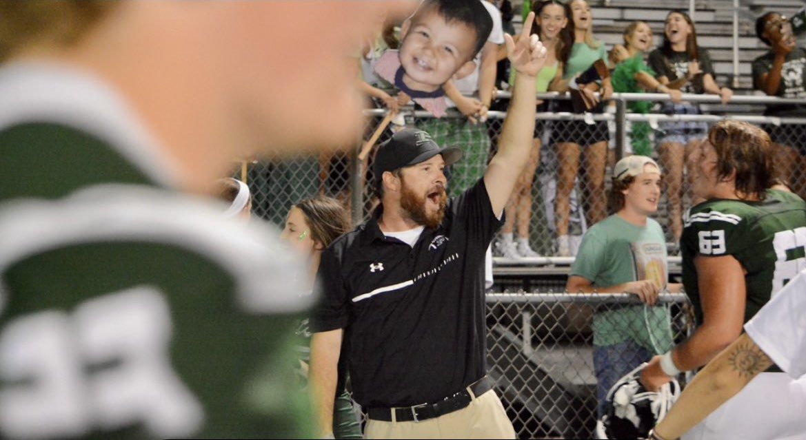 the_JCashman's tweet photo. Last game of the regular season tonight VS Joliet West Tigers, Be THERE Be LOUD and wear CAMO. Thank you to @CoachKeanePHS for another entertaining season of WILDCAT FOOTBALL🐱⬆️ https://t.co/qK9TwNVySg