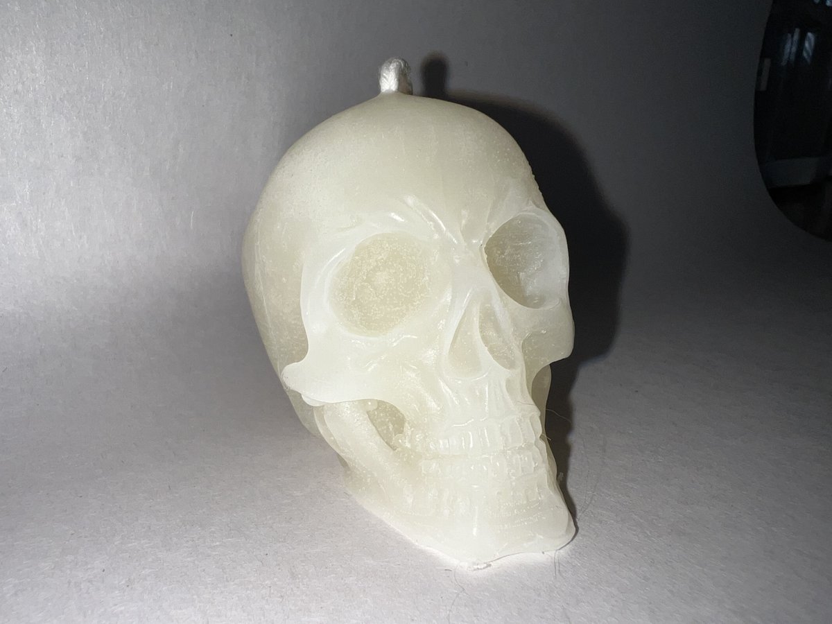 bee_h_candles's tweet photo. Funny Friday
Why is this skull lonely?...it has no body!

#beehealthycandles #beeswax #beeswaxcandles #beeswaxcandle #candles #familybusiness #candle #organiccandles #beehealthy #handmade #coloradocandles #coloradobeeswaxcandles #beautifulcandles #uniquecandles #candlecollection https://t.co/NejPl59EKt
