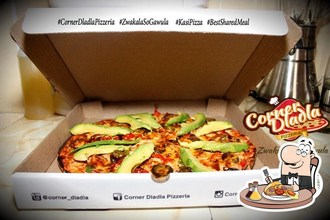SAfmRadio's tweet photo. [ON AIR] #SACraft

Corner Dladla Pizzeria - A restaurant built from humble beginnings, from  Protea North, Soweto which is a corner residence, hence the name Corner-Dladla - We speak to the owner Kgomotso Motshegoa to tell us his story.

#SAfmTheChillZone with @BethaCharuma https://t.co/VTBam3zxar