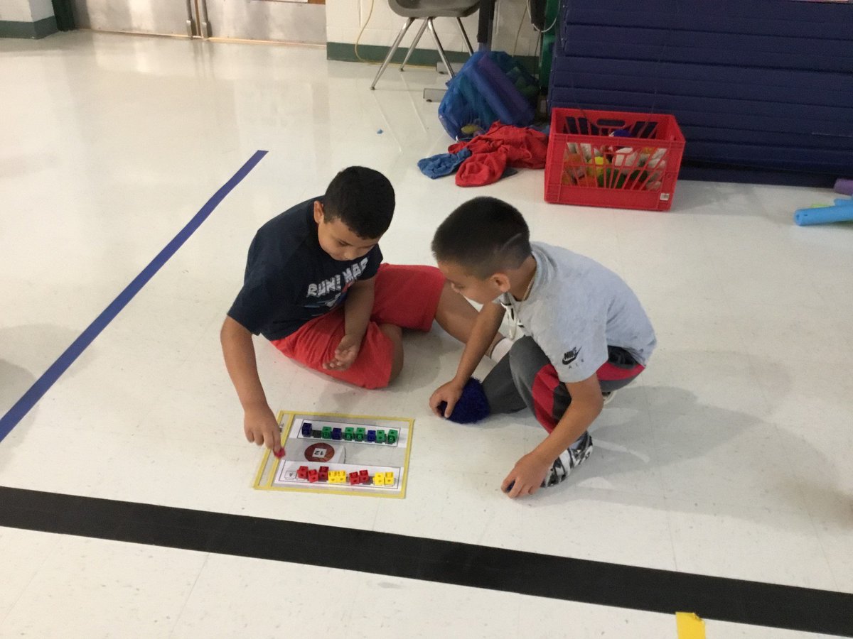 Cube Throw Down (1st and 2nd Grade) 
-Overhand and Underhand Throwing
-Patterns: AB, AABB, ABC, ABB and more....