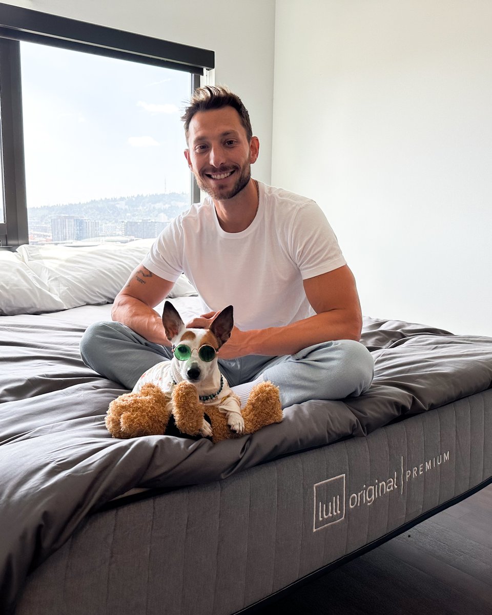 Did you know that our mattresses are made from certified organic materials? Enjoy the peace of mind that comes with choosing a naturally healthy night's sleep. 🌿🛏️

#lullmattress #getyourlullon #petsbringustogether #petsrule #petsuniversal #petsofinstgram