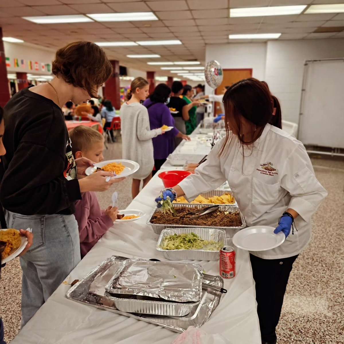 Chef_Rommel's tweet photo. @Pburg_Schools @PHS_CrimsonWave 
Culinary Art, Petersburg High School students help to
Celebrating
Hispanic Heritage Month
is part of our Multicultural FIESTA! https://t.co/edAj7E5A1i