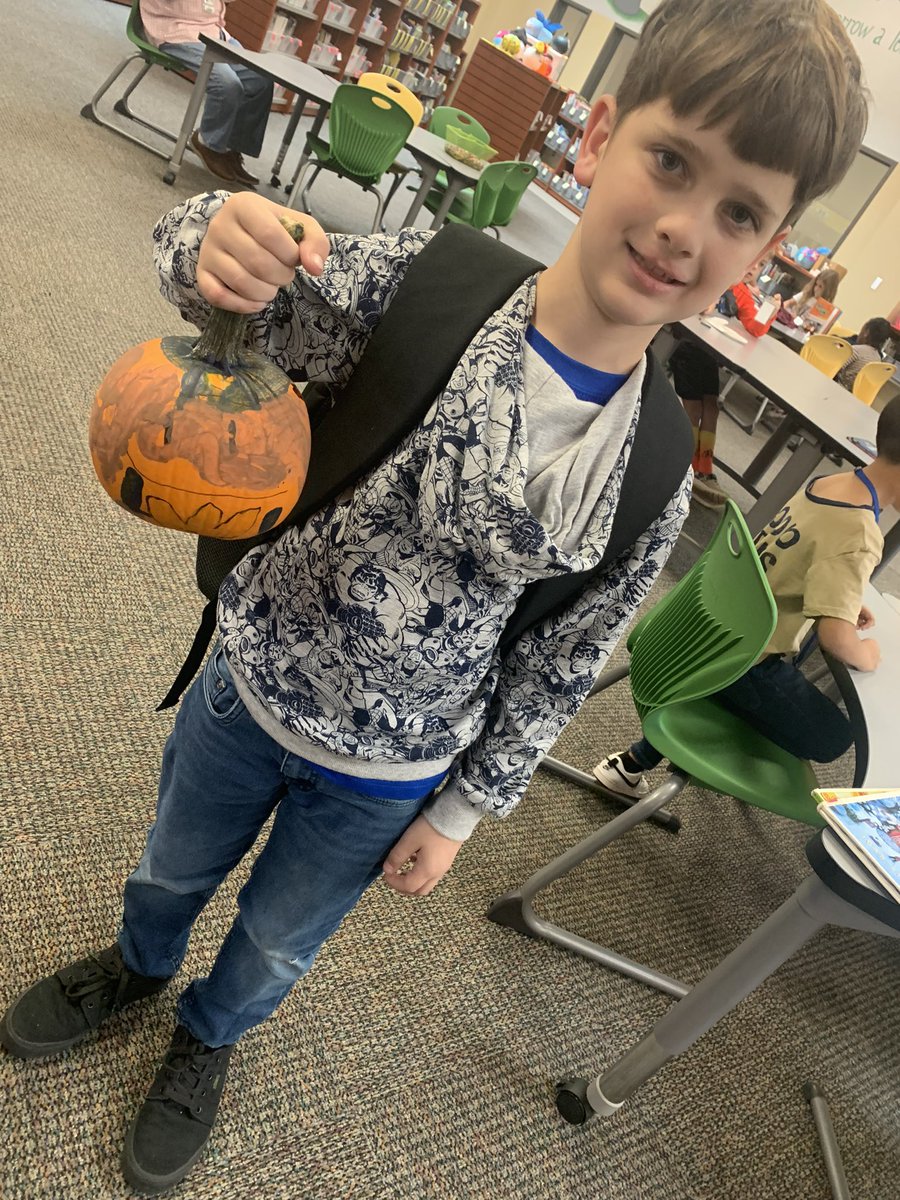 Alyx Cates tweet media