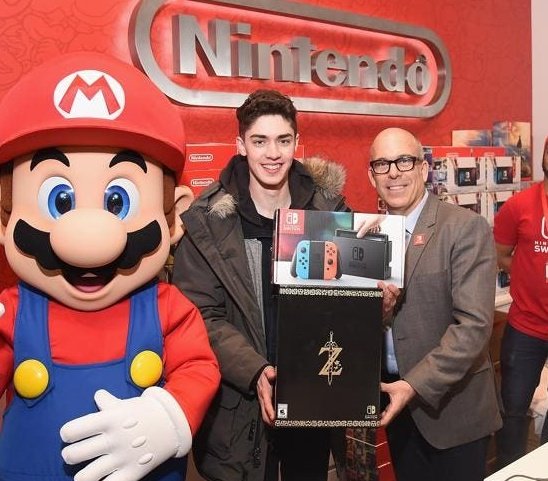Alex CND (@officialcnd) on Twitter photo So cool seeing you again <a href="/thetruebowser/">Doug Bowser</a> at the Mario Wonder midnight launch last night!
Can't believe we first met over 6 years ago 🤯 So cool seeing you again <a href="/thetruebowser/">Doug Bowser</a> at the Mario Wonder midnight launch last night!
Can't believe we first met over 6 years ago 🤯