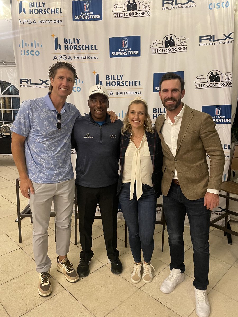 Kevin Hall tweet media