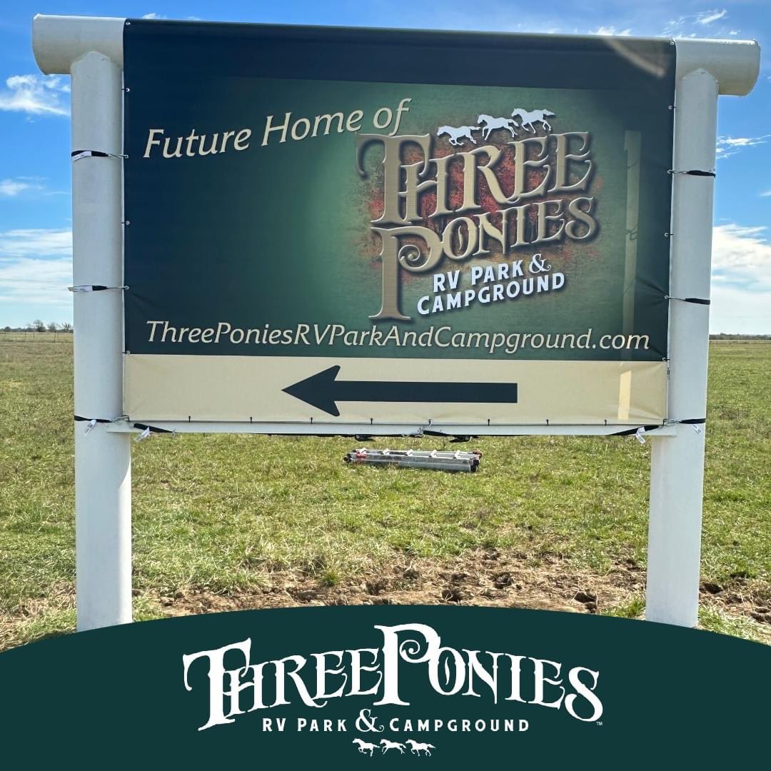 And it begins……… Check out our new directional sign – decorations coming soon.  Thank you Allen Sign Studio, LLC!

#threeponiesrvparkandcampground #route66 #historicroute66 #VinitaOK #travelok 

ADG Blatt 
Crossland Construction Company, Inc. 
Cumming Group 
Bob Hurley RV