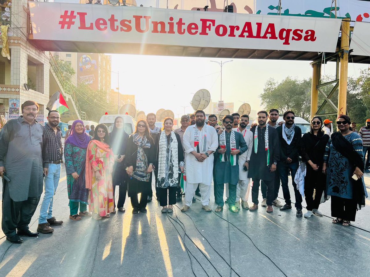 ZeeshanAnoosha1's tweet photo. #LetsUniteForAlAqsa #MQMPakiatan @allaboutmqm @KamalMQM @DFSMQM @MQMPKOfficial @sabheenghoury @Nadirqureshi @AliSuMiOfficial https://t.co/sJwlSPXBI6