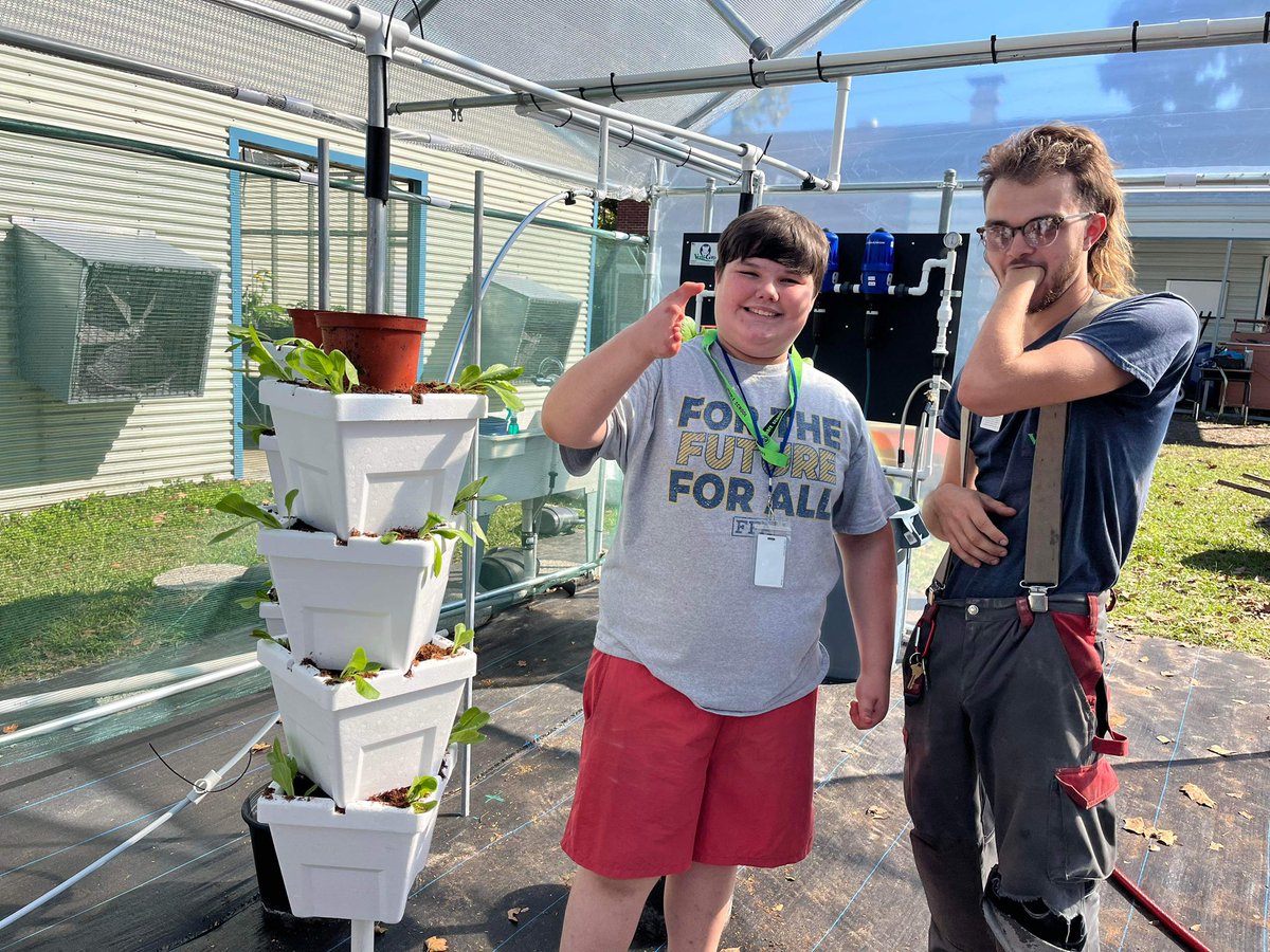 Christopher Roy tweet media