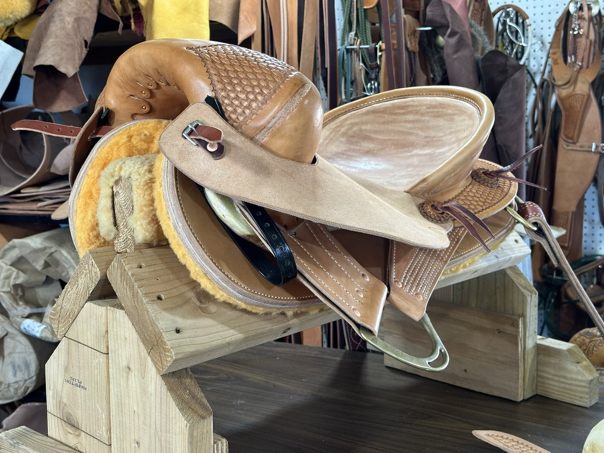 Dave Urlacher says he doesn’t need to advertise, and cowboys around the world purchase his famous bronc saddles. His story on <a href="/KFYRTV/">KFYR-TV</a> tonight 🤠