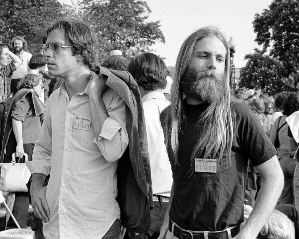 GratefulDead's tweet photo. Remembering Brent Mydland, the boy from the burbs who became the longest-tenured keyboardist in Dead history, on what would have been his 71st birthday today 🌹

Photos by Herb Greene, Jay Blakesberg, and Ed Perlstein https://t.co/mQh4moo9Eb
