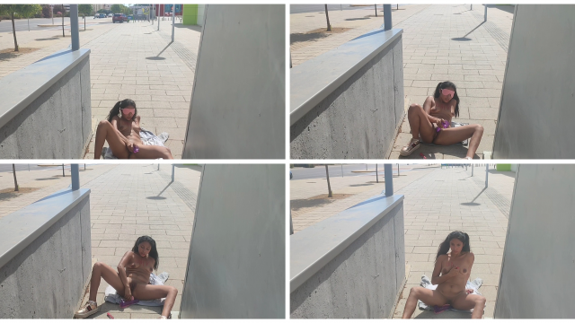 Sold a video! "My fantasy is to masturbate in public, I enjoy a lot with my sexual toys". Get yours on<a href="/tag/apclips"class="tags"><span>#apclips</span></a>