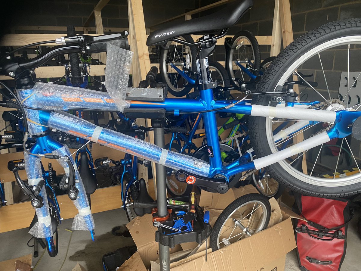 BikeFutures's tweet photo. Day 2 of bike building - wet out ☔️@MMPS_Bradford Excellent new Python Bikes. School is starting on a a cycle skills programme for Y2 &amp; a train the trainer run by Bike Futures. Kids very excited 😀😀😀🚴🚴‍♀️ 🤸‍♀️
#SubstainableFuture
#TheFutureisbike
@Active_Bradford @JoinUsMovePlay https://t.co/kyUHoUb1OA