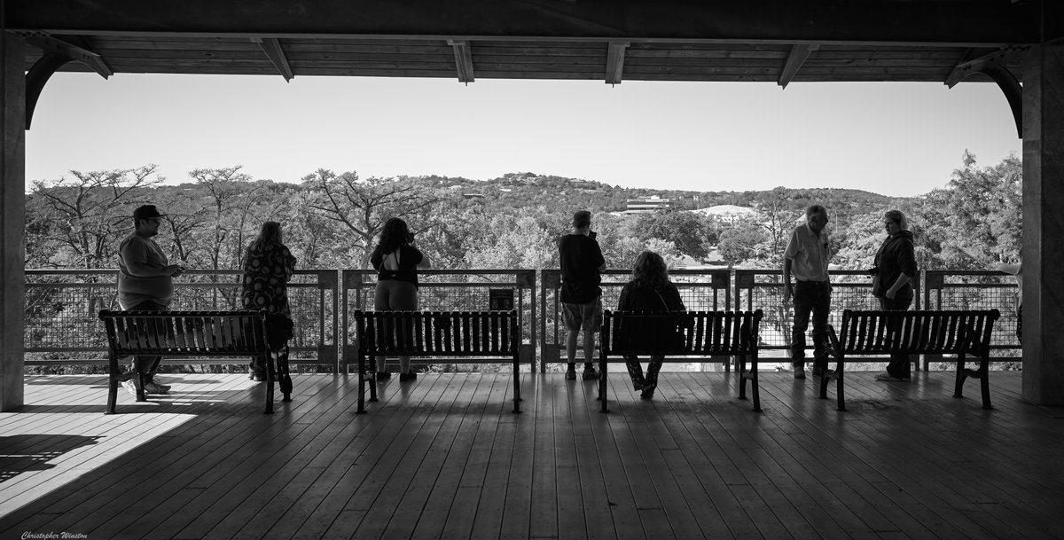 #kerrvilletx #visitkerrvilletx  #leicaphotography #leicaphoto #leicashooter #leicashot #leicaq2 #kerrvillelifestyle #saturdayafternoon  #bnw #bnwphotography #blackandwhite #peoplewatching