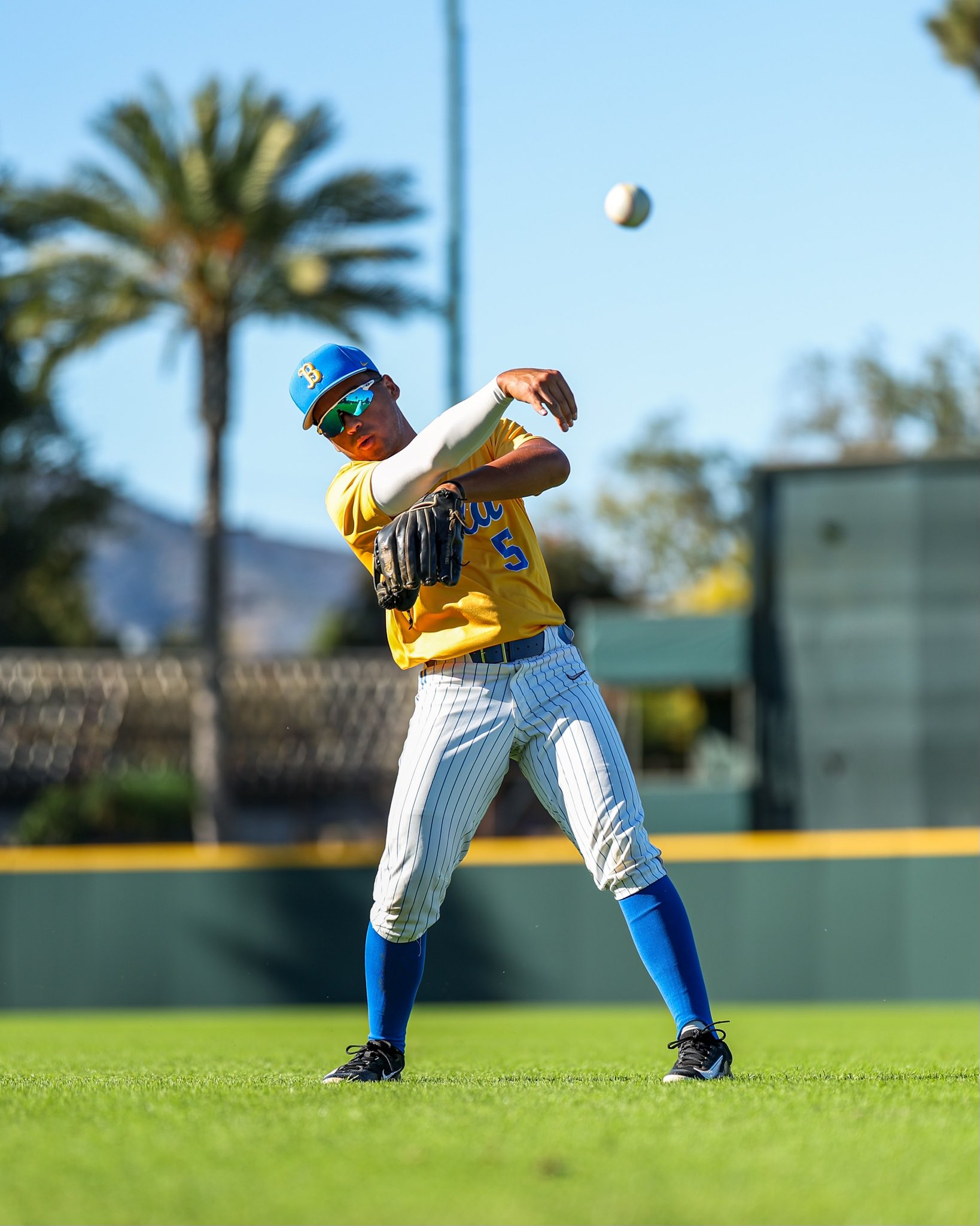 UCLA baseball isn't your typical powerhouse -- but the Bruins keep winning  - ESPN