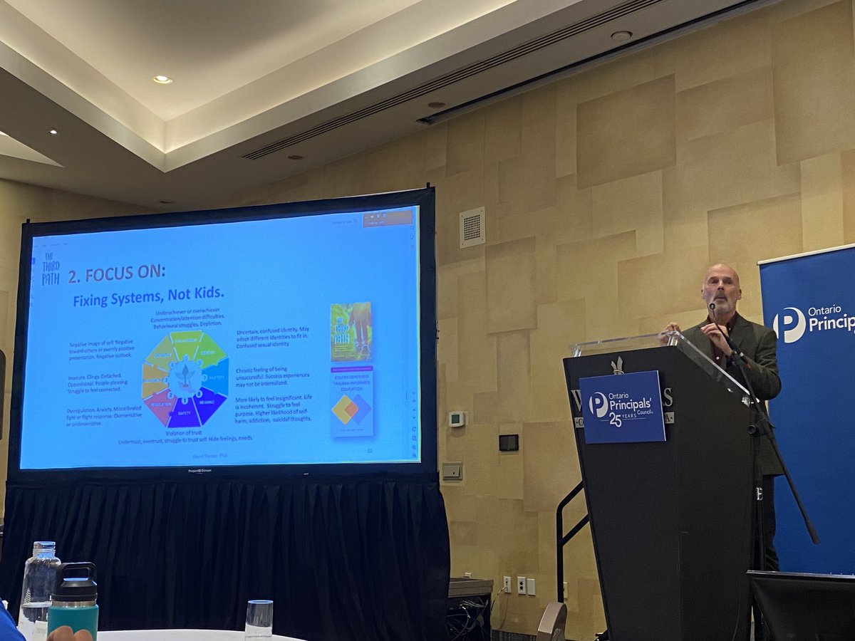 Ashley McLellan (she/her) tweet media