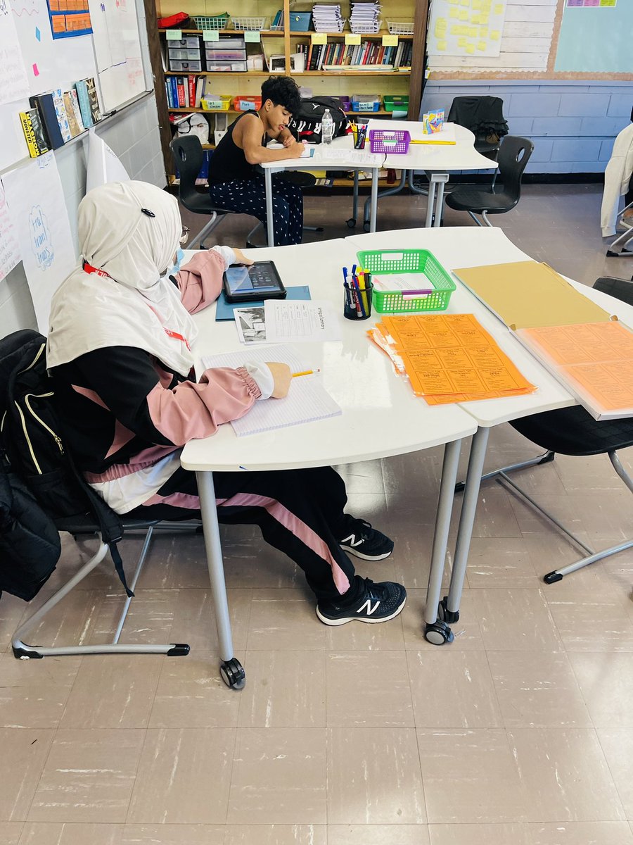 DawberJulia's tweet photo. “Education is not the learning of facts, but the training of the mind to think.” So proud of our learners working extremely hard in ELA10/11! @Mrs_LSauter 🧠 https://t.co/CLXF0MfsNR