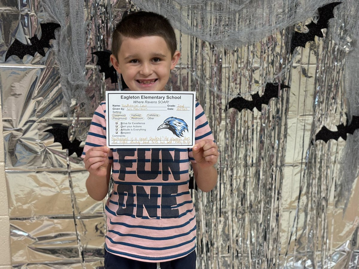 heatherharmon7's tweet photo. Nathanial received a SOAR Award this week for being an all-around awesome student! Way to go, Nathanial! #eessoars https://t.co/RFpzrkvB4u