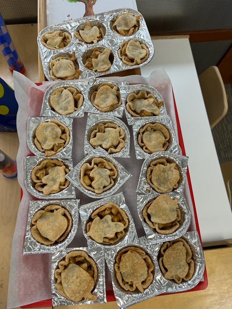 Friday Fun cooking activity making mini apple pies in room 207. This hands-on activity helps children develop their fine motor skills along with learning measurements and counting. Please copy and paste the following link into your browser to view an easy apple pie recipe you can