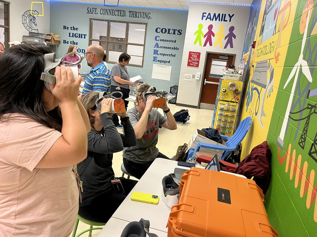 FCS Elementary Science leaders collaborating on standards-aligned resources that equip students with real-world scientific skills.  We are teaching students to behave, think, communicate, and connect like scientists! #fcsscience <a href="/FCSTandL/">Forsyth County Schools Teaching & Learning</a> <a href="/FCSchoolsGA/">Forsyth County Schools</a>