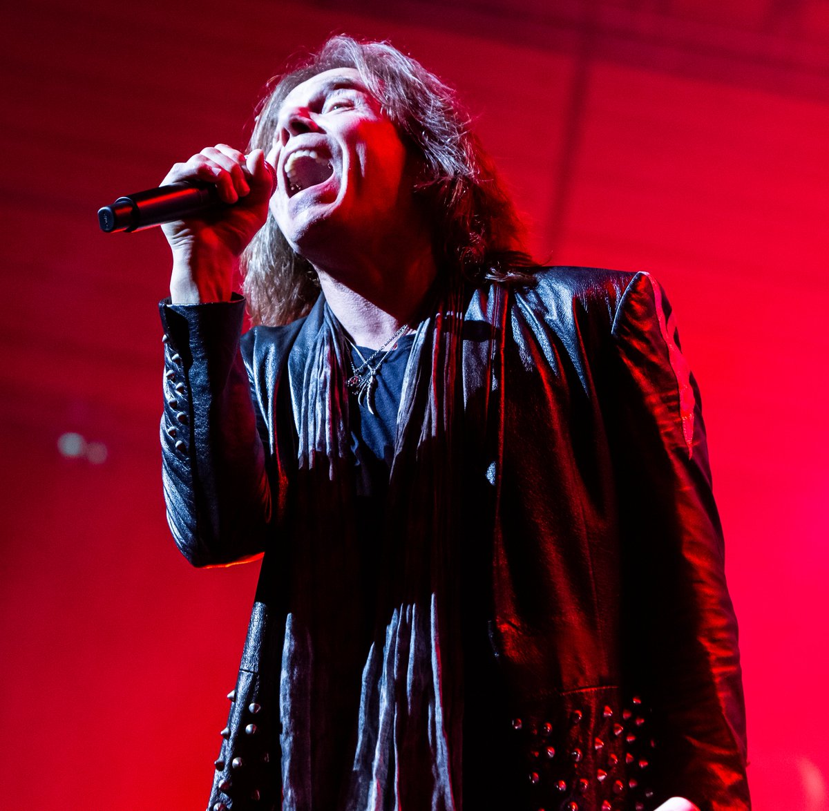 mickb2112's tweet photo. Absolutely stunning show with 26 songs across 3 hours of top grade classic Heavy Rock from EUROPE celebrating their 40th anniversary at the Glasshouse in Gateshead last night @europetheband @ChrisHewlettPR @glasshouseicm https://t.co/hGljyPvOIb