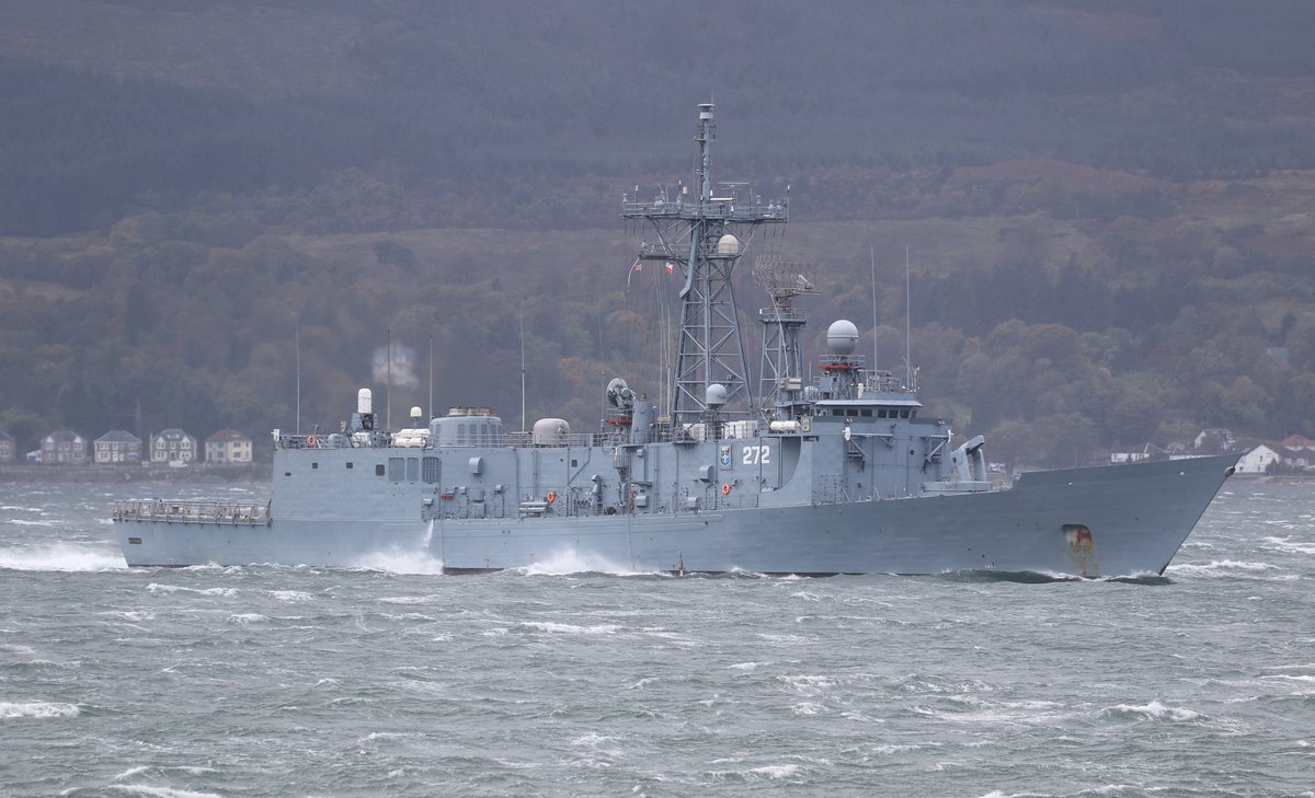 ScotlandDX's tweet photo. Polish Navy frigate ORP General K Pulaski 272 arriving Firth of Clyde today for exercise Joint Warrior #Navy #shipping #JointWarrior https://t.co/IBLUo9d8nP