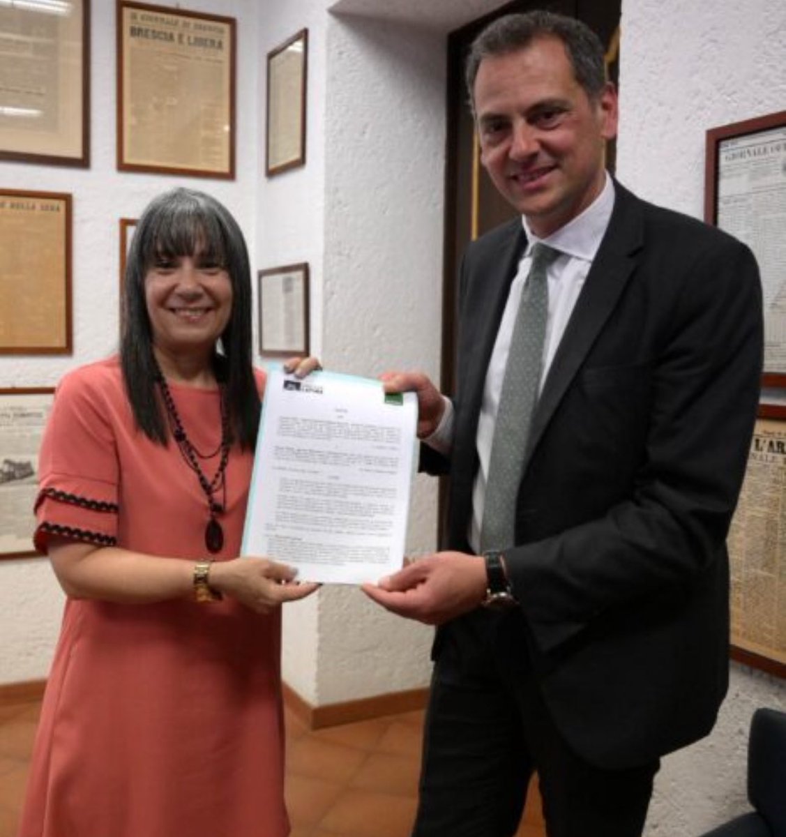 cu4democracy's tweet photo. 🇮🇹🇨🇺 On 30 May 2023 @Agenzia_Ansa and Prensa Latina (PL) announced the signing of a partnership agreement https://t.co/GknnSQPi0k

👊🚫🫸 On 26 September 2023 we filed a complaint with @Montecitorio @fmollicone @Agenzia_Ansa @AGCOMunica @ODG_CNOG @FnsiSocial https://t.co/RNCuPEUvPB