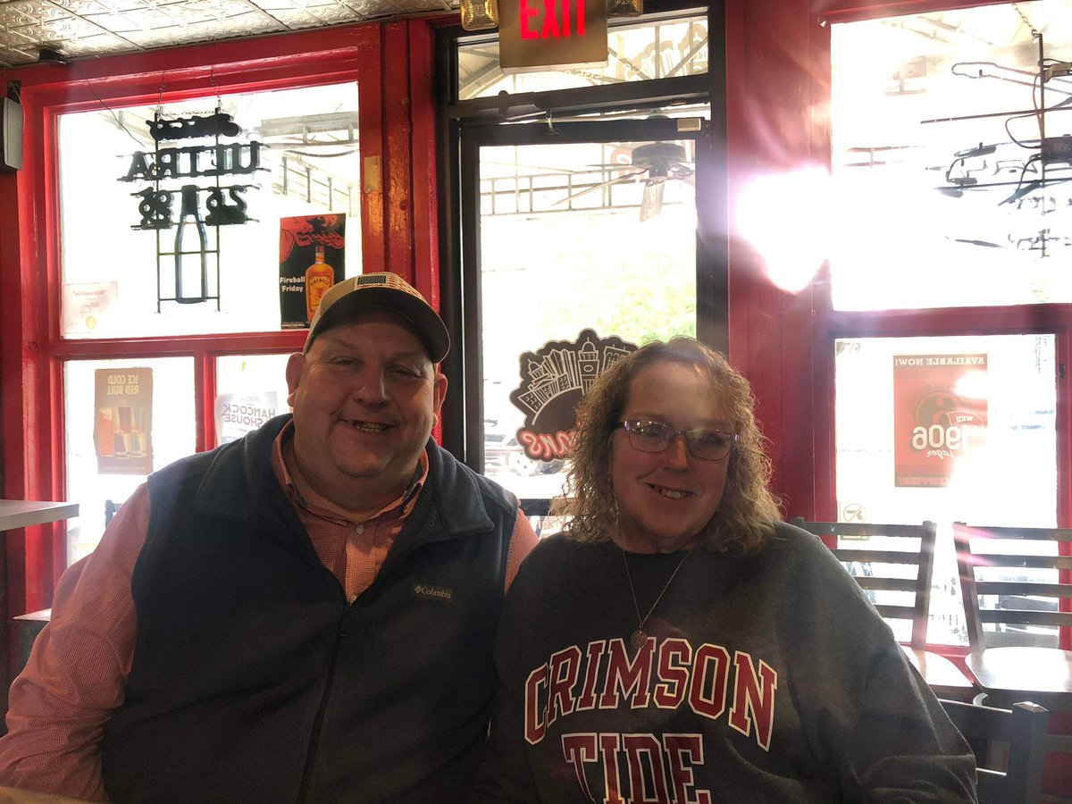 Hay i get marry next june 20 24 this my finance Kathy we get marry at square then have recreation at hillgns