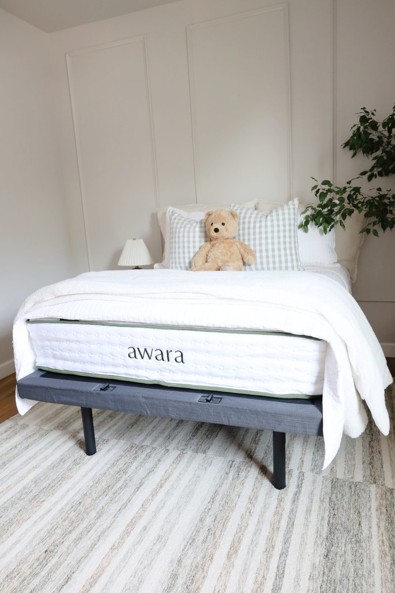 awarasleep's tweet photo. BEARy good news 🧸 All Awara mattresses are on sale for up to 50% off right now! https://t.co/GKKIkWGg8j