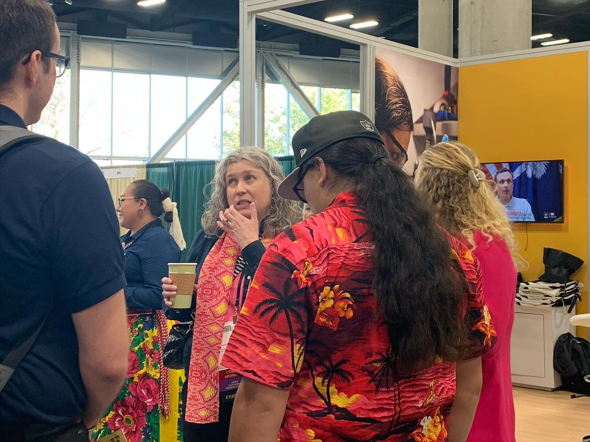 USACEHQ's tweet photo. It’s been an amazing day at the #AISES National Conference in Spokane, Washington. The career fair is in full swing! We’re excited to tell you about job opportunities with #USACE!
#AISESNC23 #NativesinSTEM #BuildingStrong
#WallaWallaUSACE #NWDUSACE https://t.co/Y8rlv41DY1