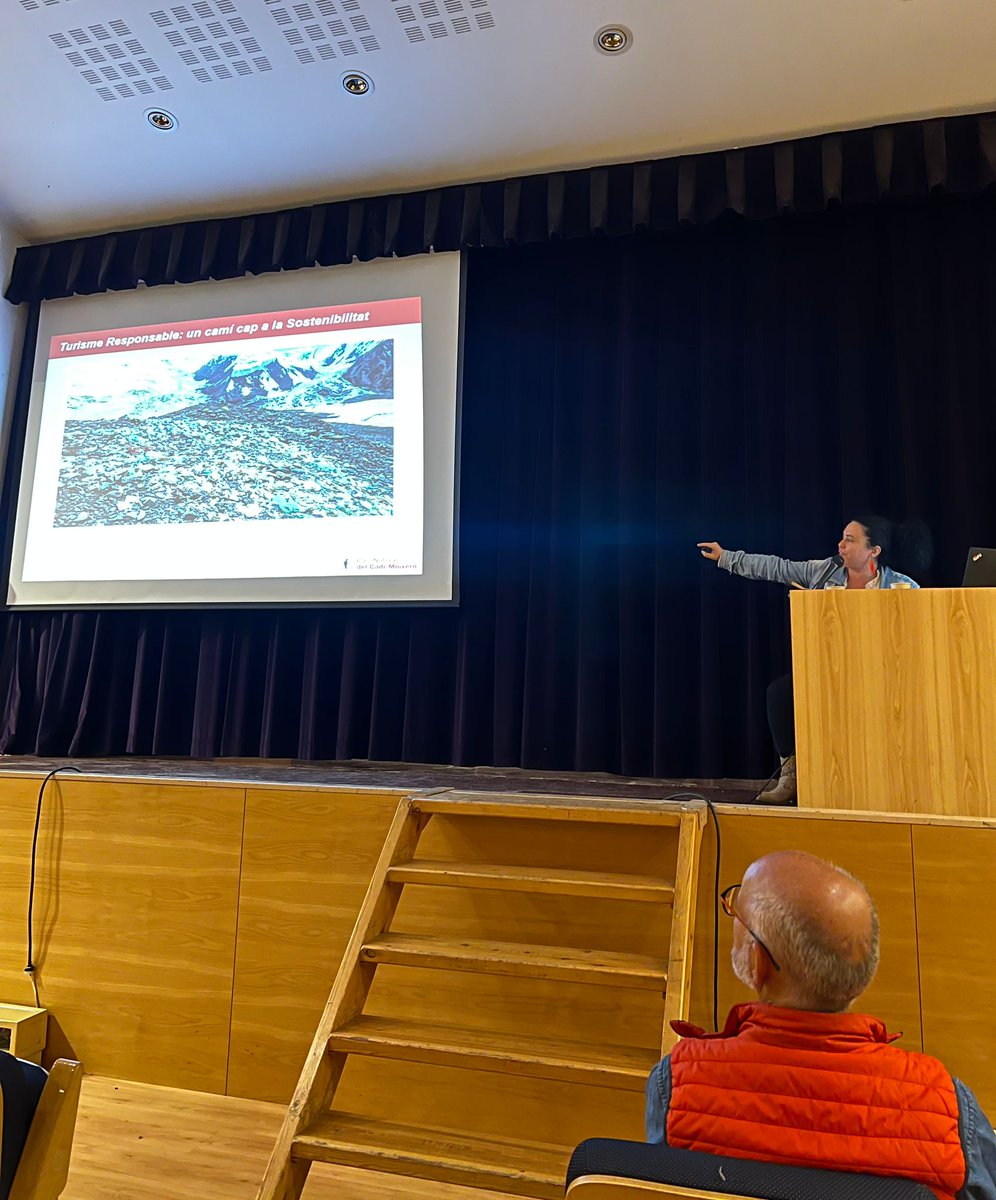 Avui hem participat a la I Jornada de recerca i conservació del <a href="/PNCadiMoixero/">PNCadiMoixero</a> parlant sobre #turismeresponsable 
#Jornada40PNCM