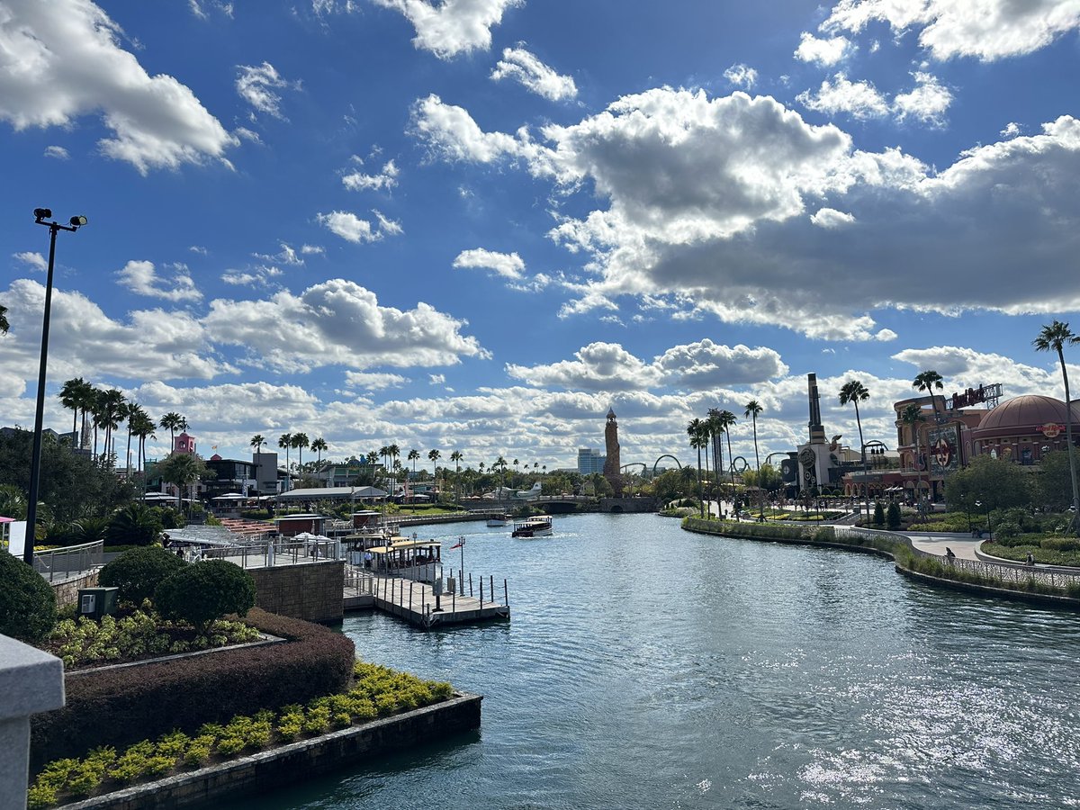 wait .. this isn’t twitchcon..