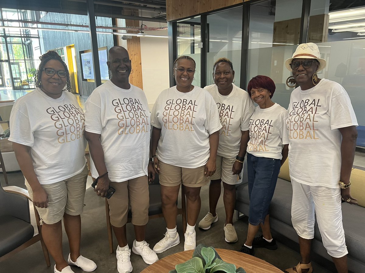 GlobalImpactAc1's tweet photo. This week was National Bus Driver Appreciation Week! Here at GIA we have some of the most dedicated and caring bus drivers! It was only fitting that we celebrated them accordingly! #YouGotDrive https://t.co/48zVNIs7Lk
